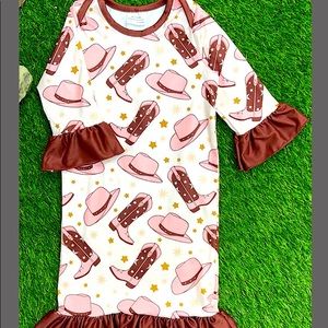 Gown and blanket matching set